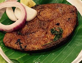 Valarmathi mess – chow time at the